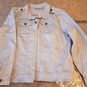 NWOT Joan Rivers Jean Jacket